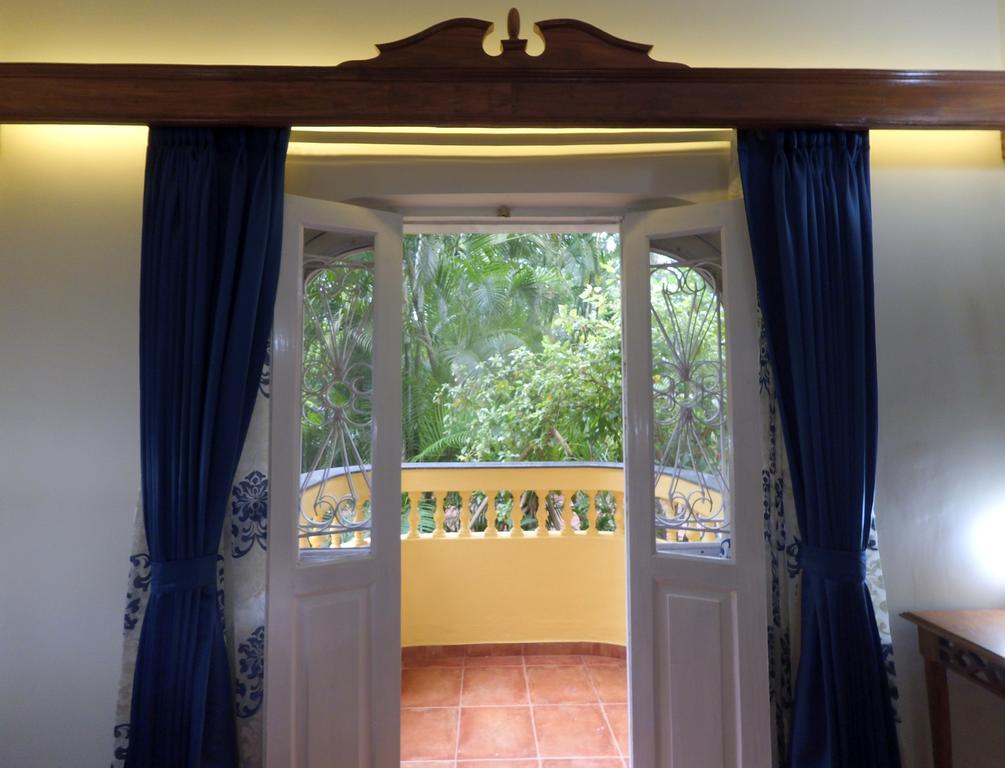 Palm Grove Cottages - Leisure Resort 베나울림 외부 사진